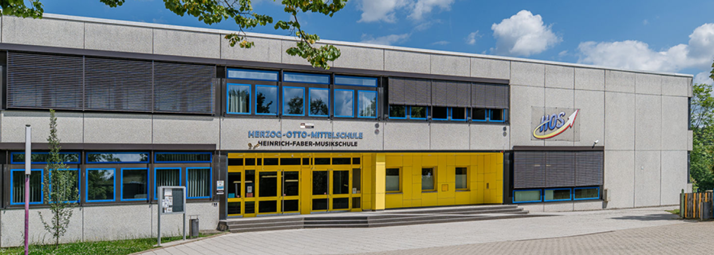 Foto der GGtS "Herzog-Otto-Mitelschule" in Lichtenfels