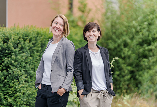 Foto: Leitungsteam Anke Hassel und Susanne Fleuchaus